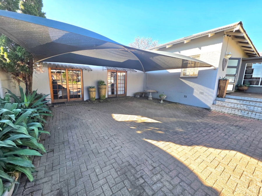 5 Bedroom Property for Sale in Jordania Free State